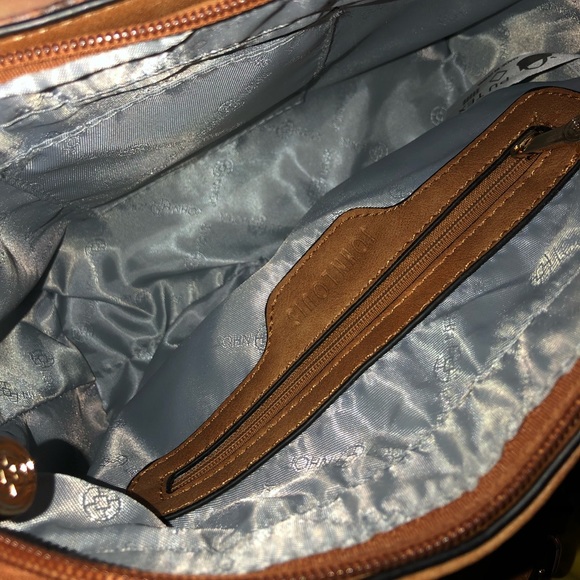 Purse - Picture 2 of 3